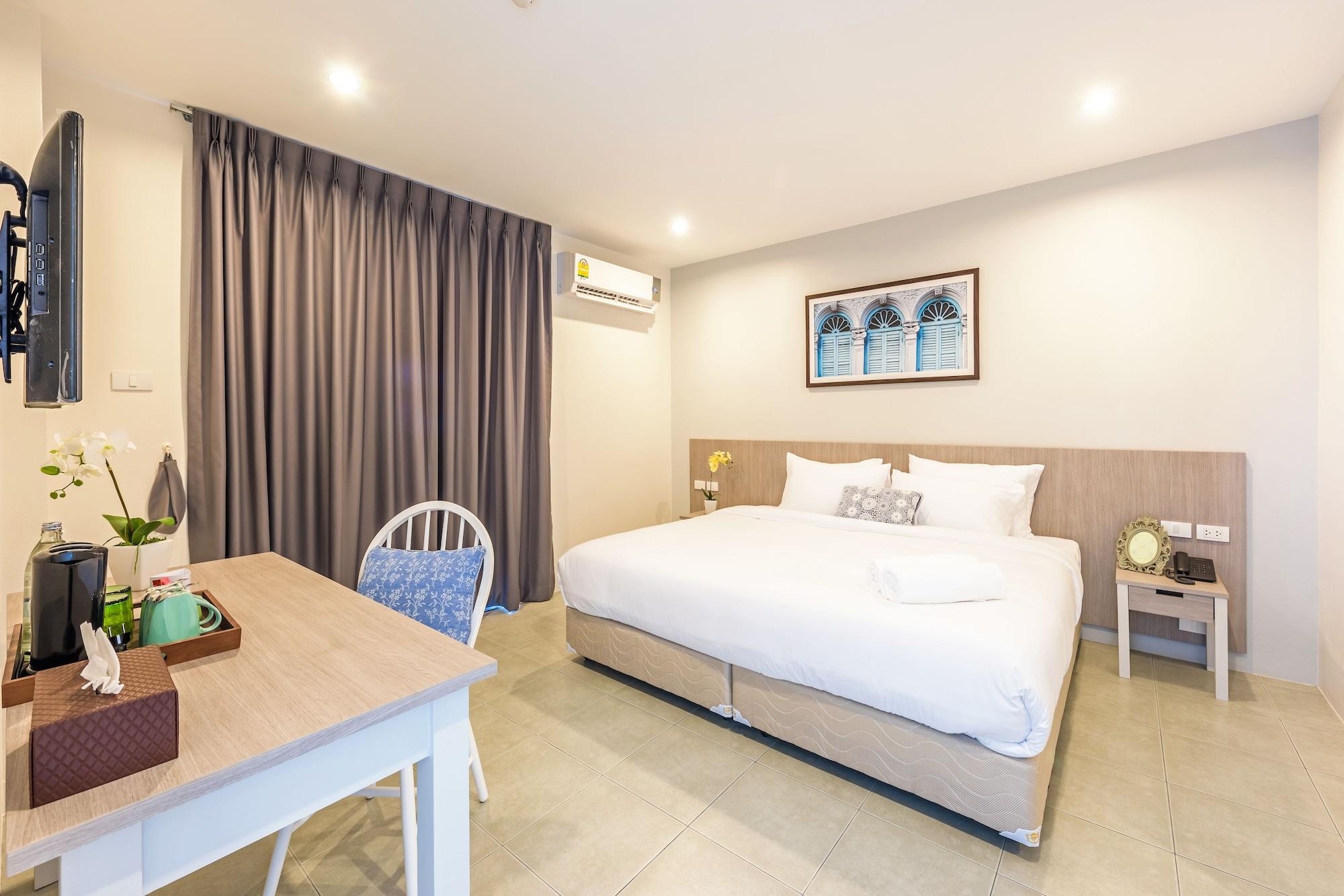 Recenta Phuket Suanluang Hotel Exterior photo