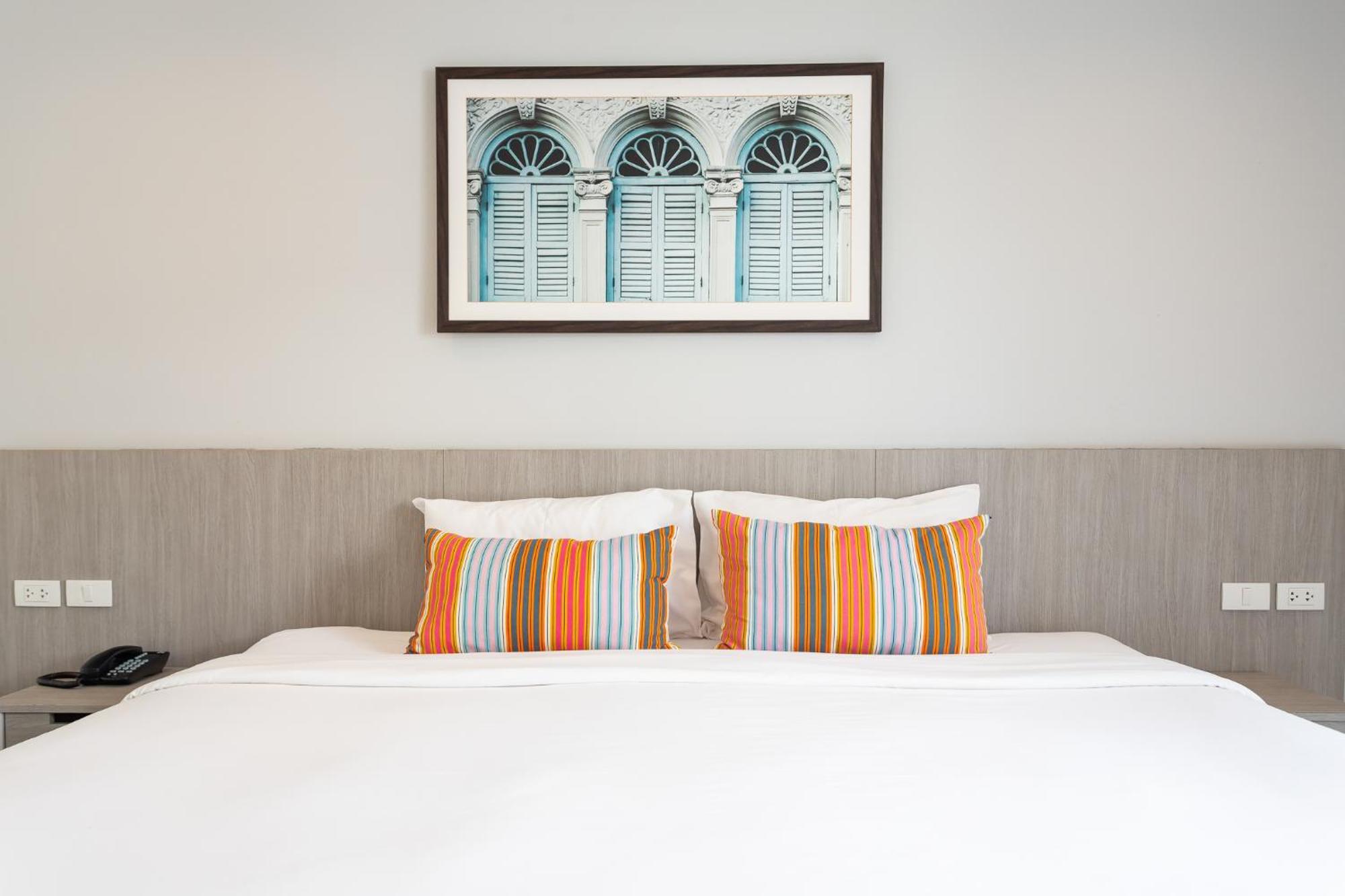 Recenta Phuket Suanluang Hotel Exterior photo